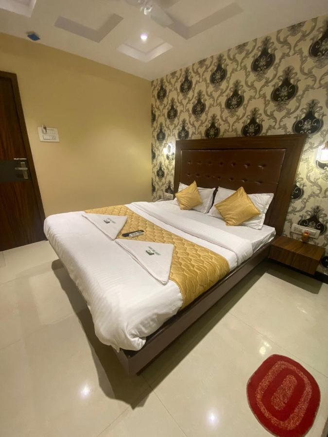 Garden Creek Residency - Near To Mumbai International Airport Hotel Luaran gambar