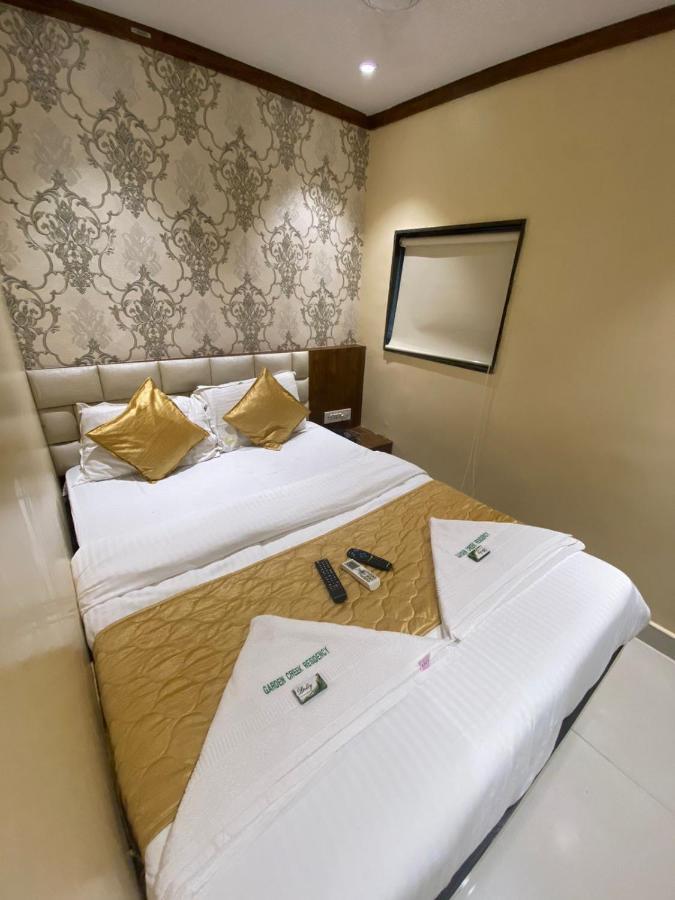 Garden Creek Residency - Near To Mumbai International Airport Hotel Luaran gambar
