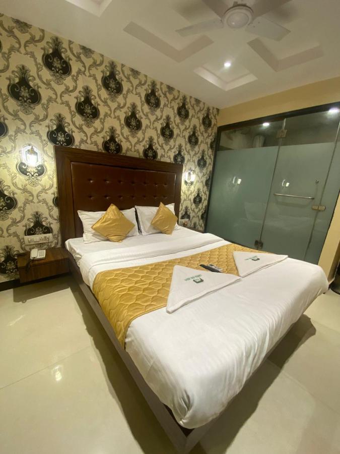 Garden Creek Residency - Near To Mumbai International Airport Hotel Luaran gambar