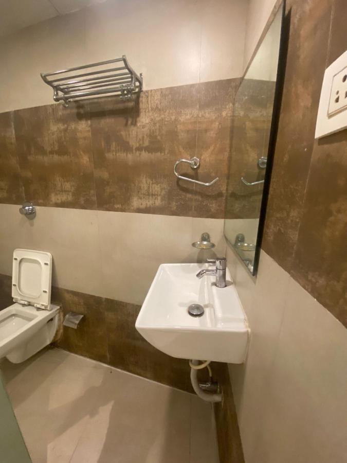 Garden Creek Residency - Near To Mumbai International Airport Hotel Luaran gambar