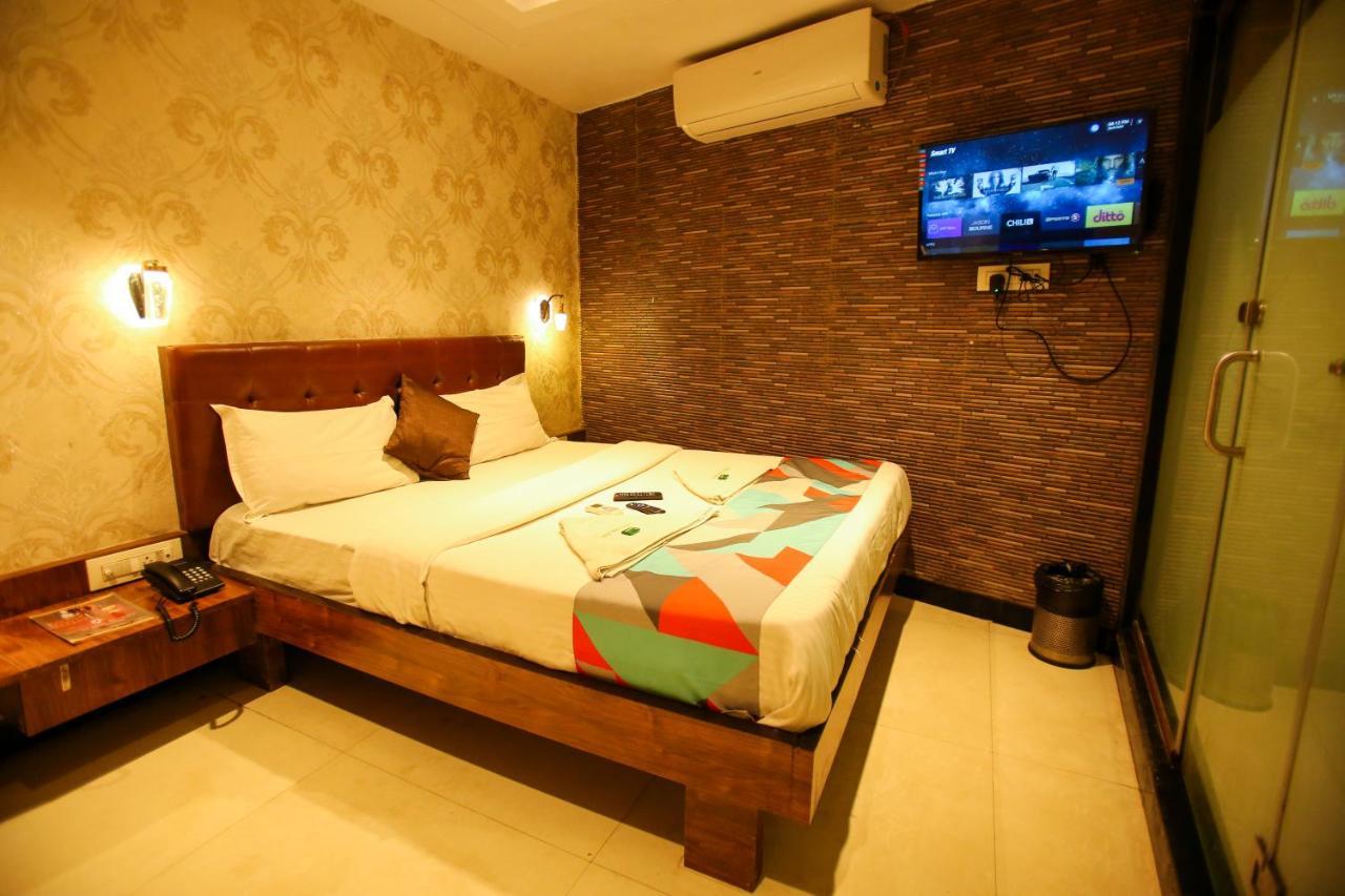 Garden Creek Residency - Near To Mumbai International Airport Hotel Luaran gambar