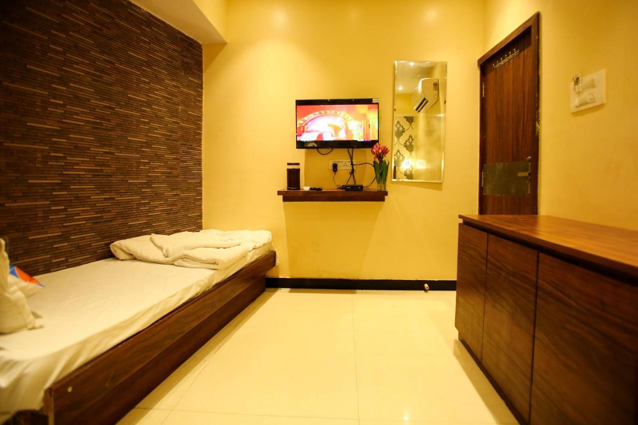 Garden Creek Residency - Near To Mumbai International Airport Hotel Luaran gambar
